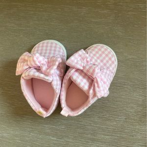 Plaid soft bottom shoes for baby girl! Bundle to save!